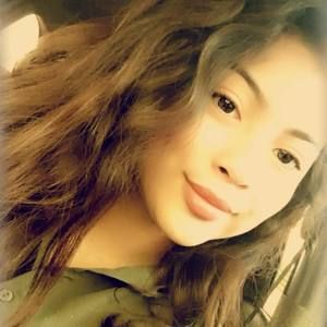 Meet your Posher, Ana